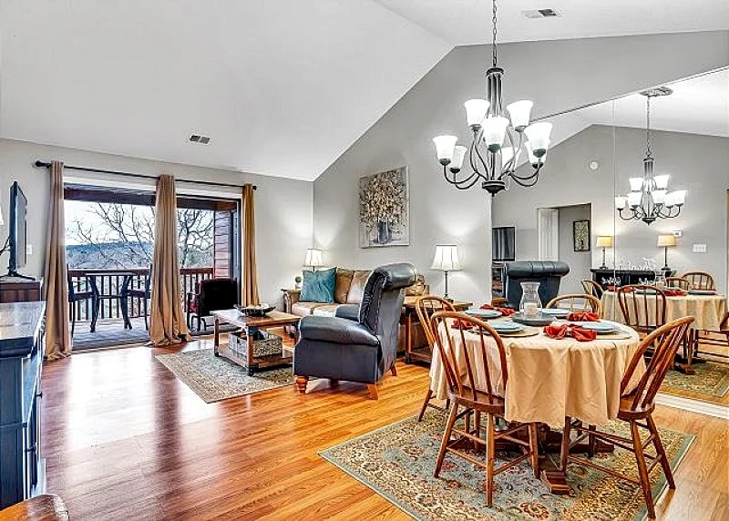 Give Your Family a New "Pointe of View" at this 2 bed condo at Pointe Royale! in Branson, Missouri, United States — photo 2