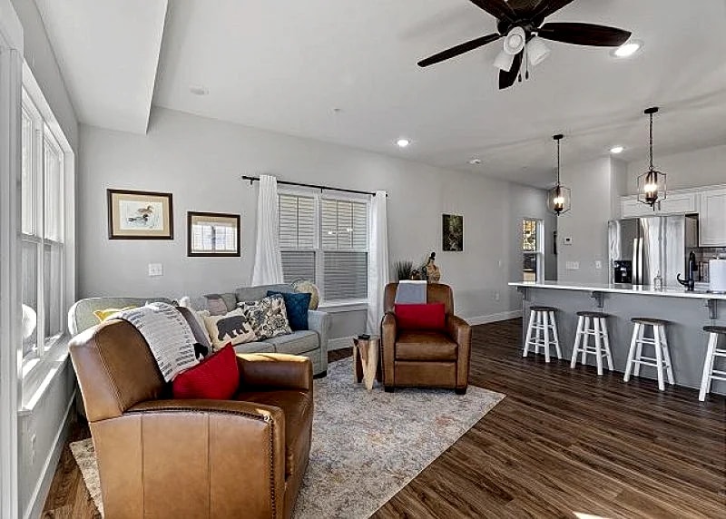 Come Stay and Play at this Beautiful 5 Bedroom Escape Peak! in Branson, Missouri, United States — photo 4