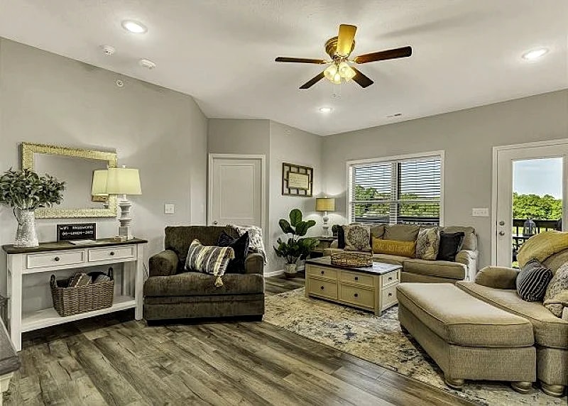 Exquisite Pet Friendly Condo Conveniently Located Close to the Fun In Branson in Branson West, Missouri, United States — photo 5