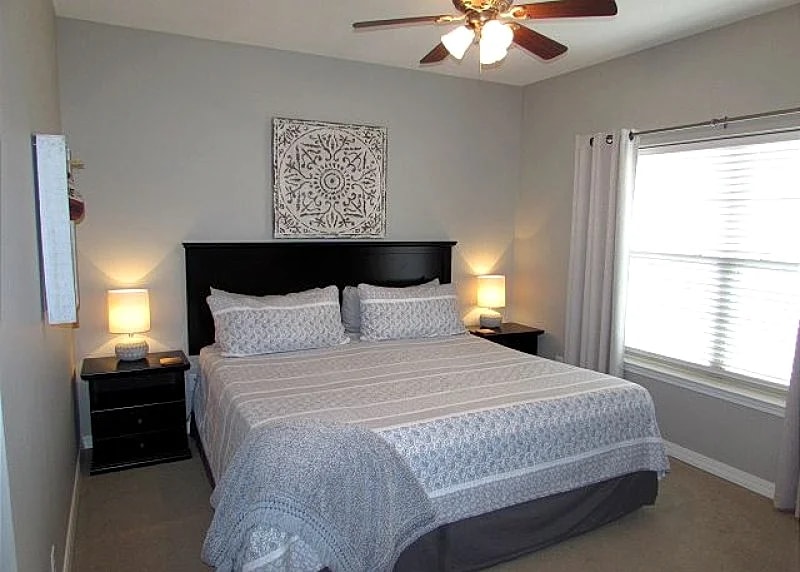 3 BR, 2 Bath Condo on Table Rock Lake with Dock Access in Hollister, Missouri, United States — photo 4