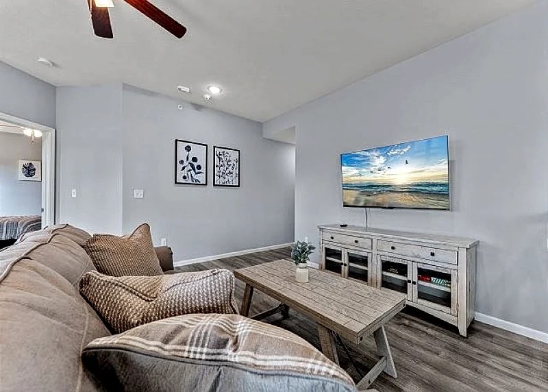 Walk In Level, Family Friendly, Relaxing New Condo in Stonebridge Resort in Branson West, Missouri, United States — photo 2
