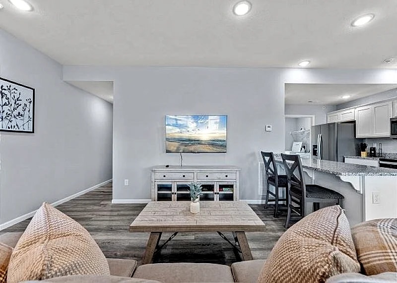 Walk In Level, Family Friendly, Relaxing New Condo in Stonebridge Resort in Branson West, Missouri, United States — photo 3