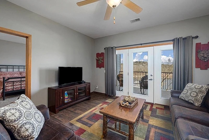 LSBR344, 2 Br TR Lake Front Condo in Branson, Missouri, United States — photo 1