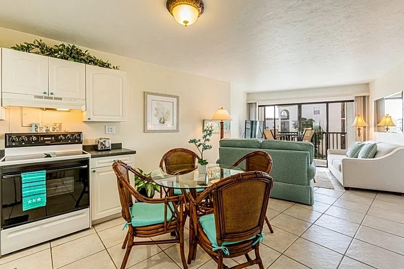 Anglers Cove, B401 in Marco Island, Florida, United States — photo 5