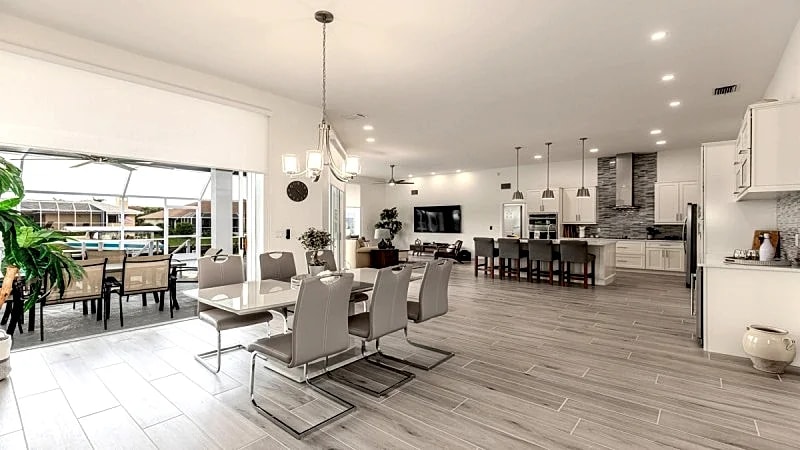 Sun-Drenched 3BR/2.5BA Waterfront Home at 1099 Dana Ct with Heated Pool & Dock in Marco Island, Florida, United States — photo 4