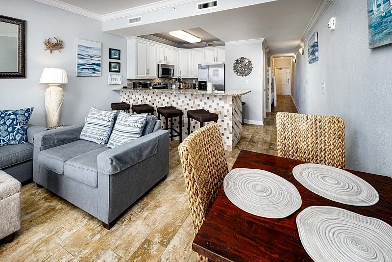 Pelican Isle 607: Top floor, Private balcony, Free Beach service, Free Wifi in Fort Walton Beach, Florida, United States — photo 5