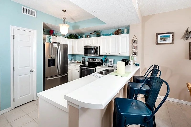 Gulf Dunes 608: beautiful 2 bedroom, BEACH FRONT - OUTSTANDING VIEWS! in Fort Walton Beach, Florida, United States — photo 5