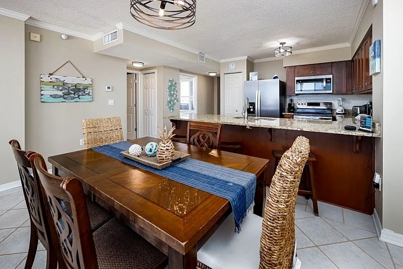 Island Princess 610: 6th Floor, Right On Beach, Upscale, Everything New! in Fort Walton Beach, Florida, United States — photo 5
