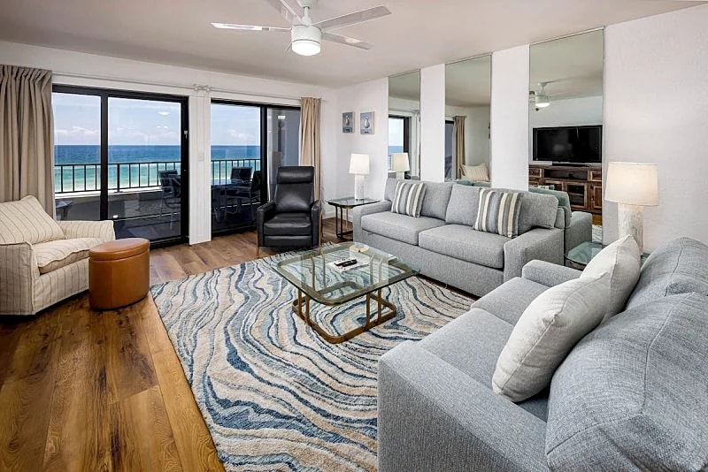 Surf Dweller 406: Incredible Views From This 4th Floor Unit Waiting For You!