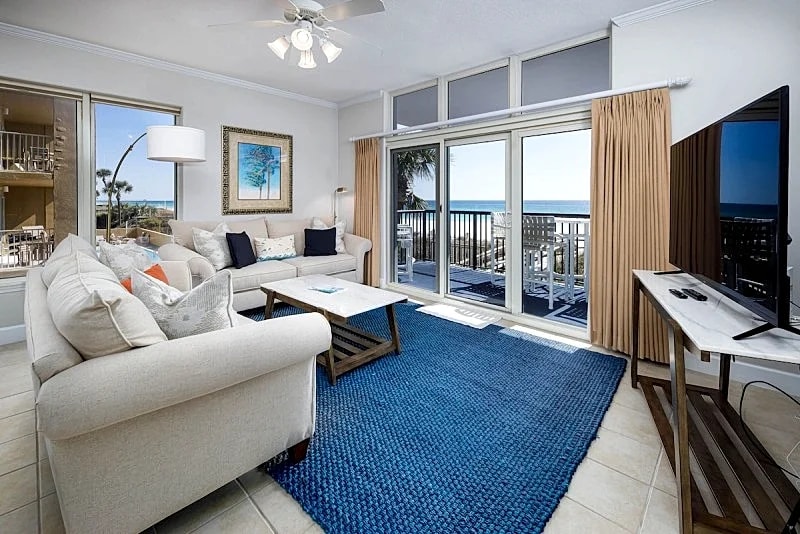 South Beach 102: An oasis ready to be enjoyed! Come stay at this elite unit!! in Fort Walton Beach, Florida, United States — photo 4
