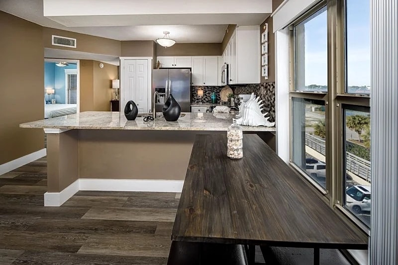 ETW 4000: Corner unit, 2 bedrooms, free beach chairs and more in Fort Walton Beach, Florida, United States — photo 4