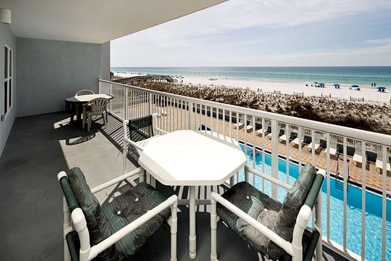Islander 3006: Bright and cheery beach condo- WiFi,HDTV,FREE BEACH SERVICE in Fort Walton Beach, Florida, United States — photo 5