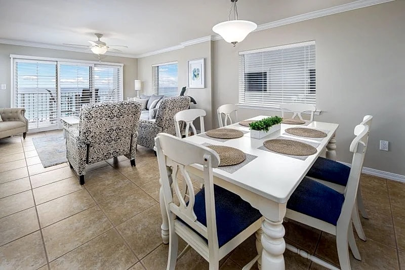 Gulf Dunes 410: Phenomenal end unit! WIFI, FREE BEACH SVC in Fort Walton Beach, Florida, United States — photo 4