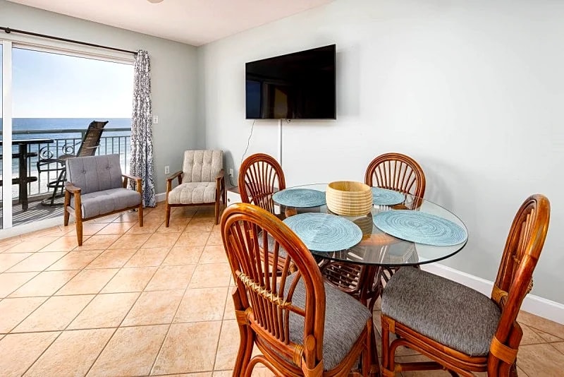 Pelican Isle 504: This Is The Condo For Your Getaway! Breathtaking Views! in Fort Walton Beach, Florida, United States — photo 5