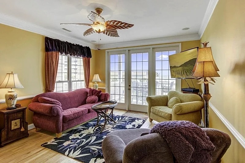 Folly Me to the Beach! Folly Beach Vacation Rental -Ocean View Condo with Pool & Easy Beach Access in Folly Beach, South Carolina, United States — photo 2
