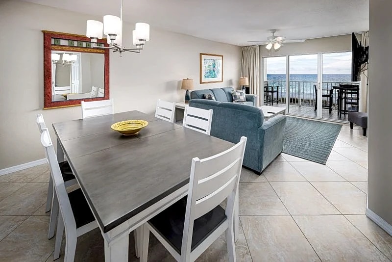 Gulf Dunes 303: - This delightful unit is rental ready !! FREE BEACH SERVICE in Fort Walton Beach, Florida, United States — photo 3