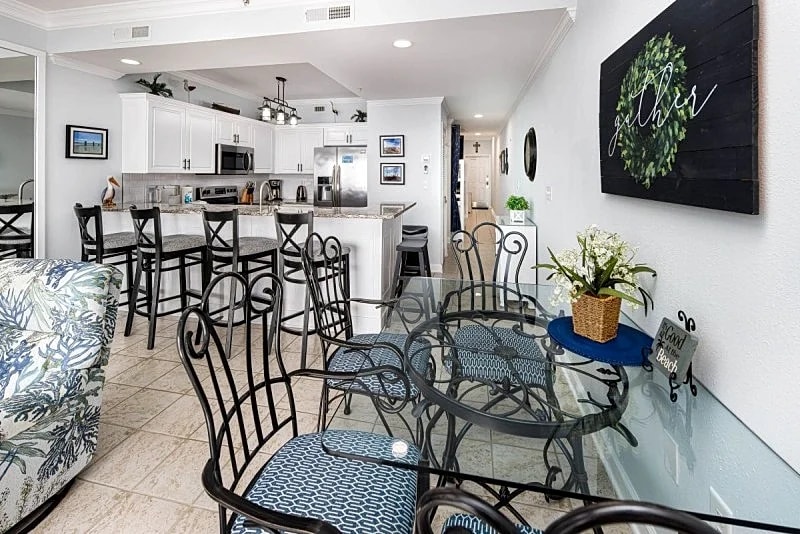 Pelican Isle 603: Stainless appliances, bistro patio furniture, golf & MORE~ in Fort Walton Beach, Florida, United States — photo 5