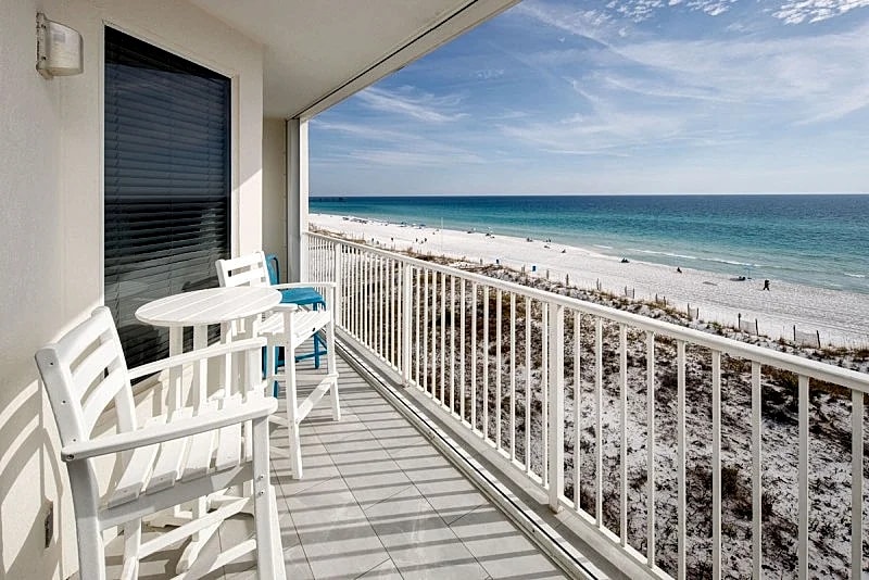 Gulf Dunes 510: Beautiful beach front corner unit, pools, & FREE BCH SVC!