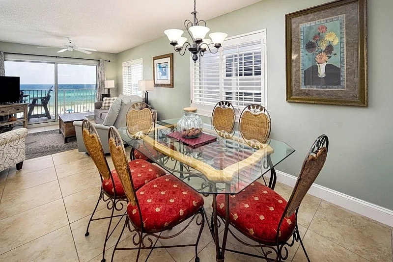 Summerlin 305: Beach Front 3rd Floor Corner Condo ~ Free Beach Service & More in Fort Walton Beach, Florida, United States — photo 3