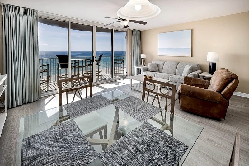 Island Princess 608: Roomy, upscale, rounded balcony, reserved parking + more in Fort Walton Beach, Florida, United States — photo 4