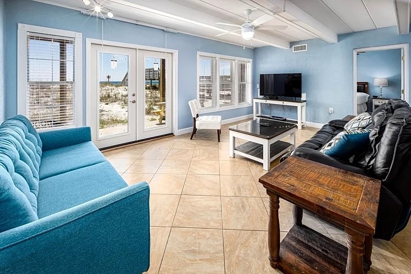 C.B.H. B: Ground Floor, Steps From The White Sand and Emerald Waves! in Fort Walton Beach, Florida, United States — photo 5