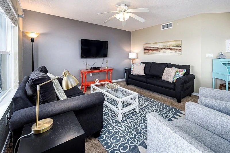 Islander 5008: *CHIC & COZY* Large private balcony,FREE golf in Fort Walton Beach, Florida, United States — photo 3