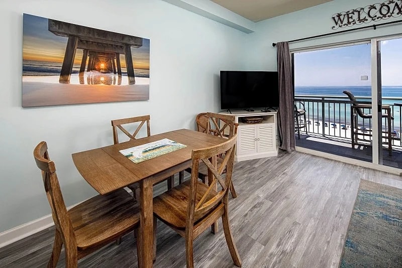 Pelican Isle 602: Top Floor 1br/2ba Offers The Best Views Around! Very Comfy in Fort Walton Beach, Florida, United States — photo 3