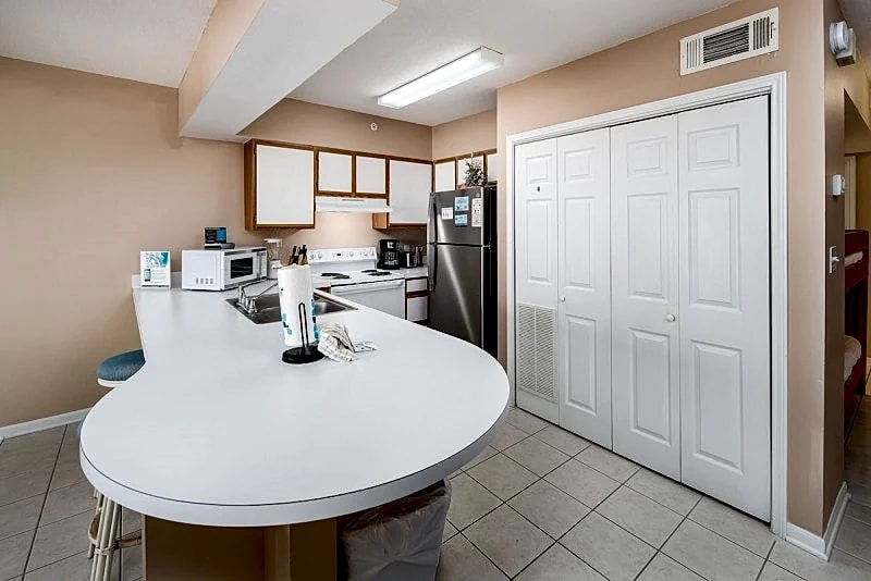 E.T.W 3003: Magnificent Views from this 3rd Floor Beach Front Condo! in Fort Walton Beach, Florida, United States — photo 5