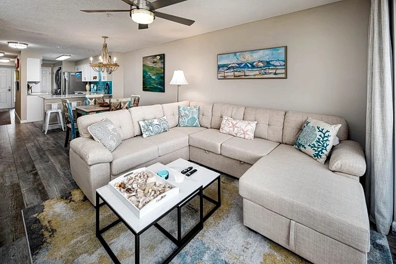The Palms 203: Gorgeously updated! You'll love this coastal condo no doubt! in Fort Walton Beach, Florida, United States — photo 2