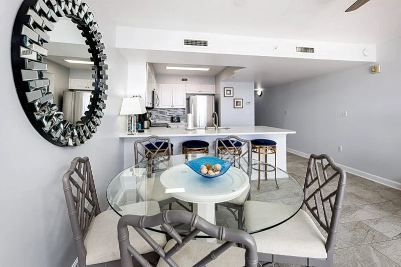 PI 503 Pool, Gulf view, balcony, family friendly, hot tub, Wifi in Fort Walton Beach, Florida, United States — photo 4
