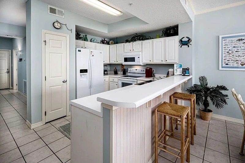 Gulf Dunes 615: Spectacular views,HDTVs, sleeps 8, FREE BEACH SERVICE in Fort Walton Beach, Florida, United States — photo 4