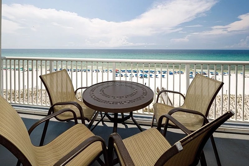 Islander 7008:Your next TOP FLOOR condo is RIGHT HERE! Free Beach Service!
