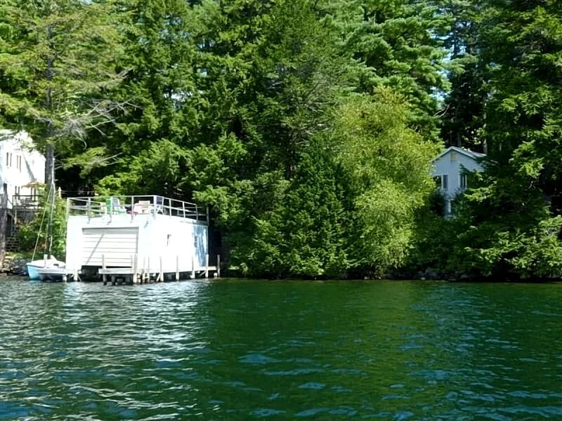 Charming Winnipesaukee Waterfront Meredith with great Sun Deck in Meredith, New Hampshire, United States — photo 2