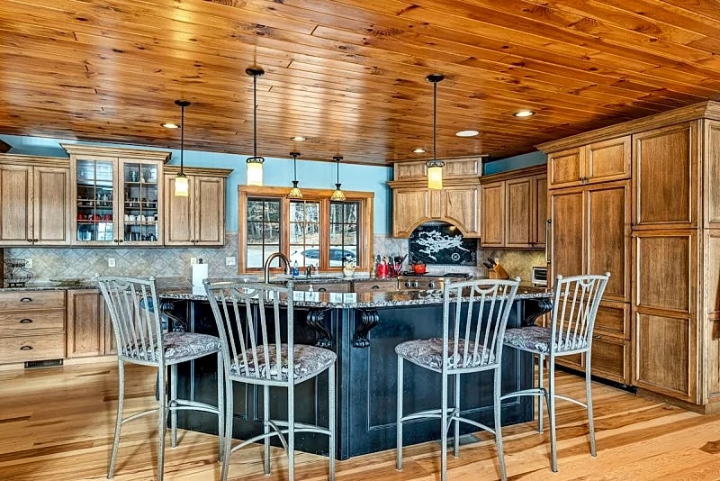 5000 Square Foot Winnipesaukee Luxury Home For 14 With 455 Feet of Waterfront in Moultonborough, New Hampshire, United States — photo 5