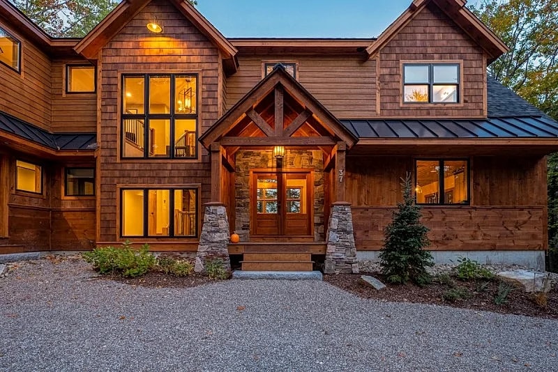 Ultimate luxury experience on Winnipesaukee in Moultonborough, New Hampshire, United States — photo 2