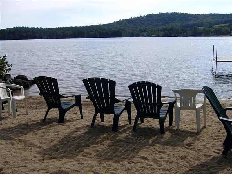 Winnipesaukee Waterfront on Center Harbor Bay amazing Sunsets PRICE REDUCED in Moultonborough, New Hampshire, United States — photo 4