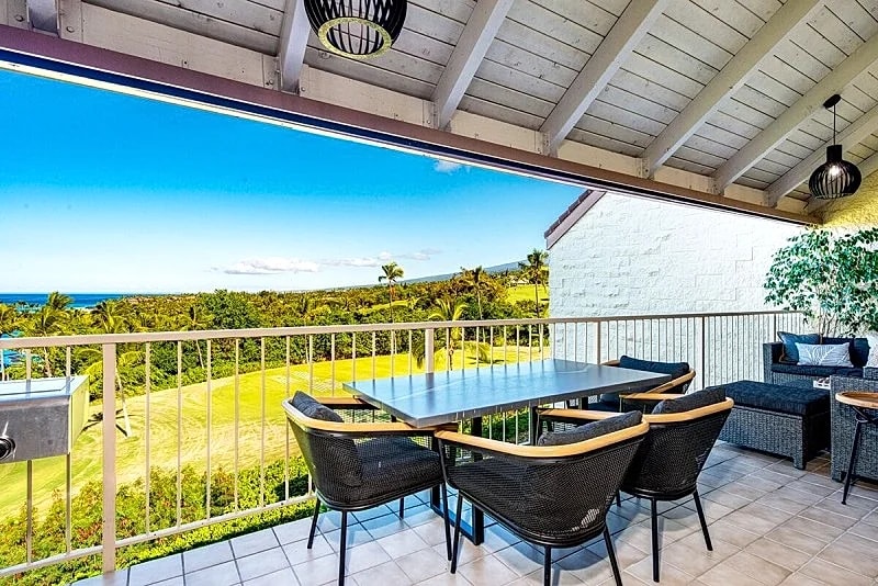 Upscale comfort at Punahele B304, looking at the Pacific ocean beyond the Kona Golf Course in North Kona, Hawaii, United States — photo 2