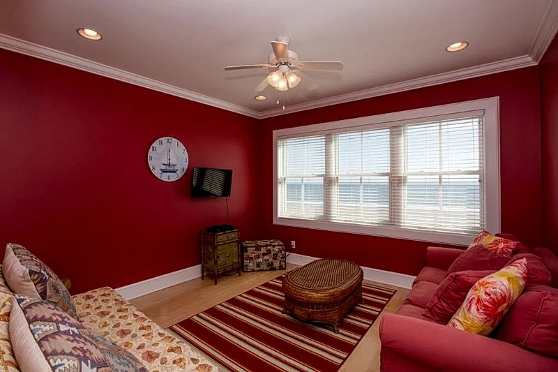Blue Waters Beachfront 5 BR private beach access in Folly Beach, South Carolina, United States — photo 5