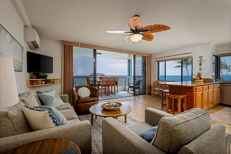 Kona Reef A27 - Right on top of the Pacific Ocean