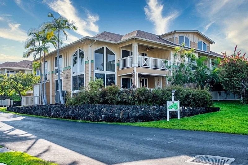 Alii Cove C-4 Beautiful Beachy Townhome on Alii Drive in North Kona, Hawaii, United States — photo 3