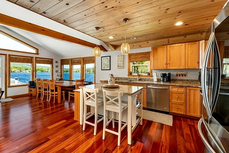 Lake Winnipesaukee for 12 with Great SW Views in Moultonborough, New Hampshire, United States — photo 4