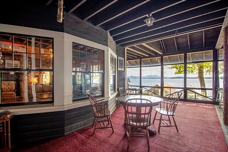 Old Time Winnipesaukee Lodge in Moultonborough, New Hampshire, United States — photo 3