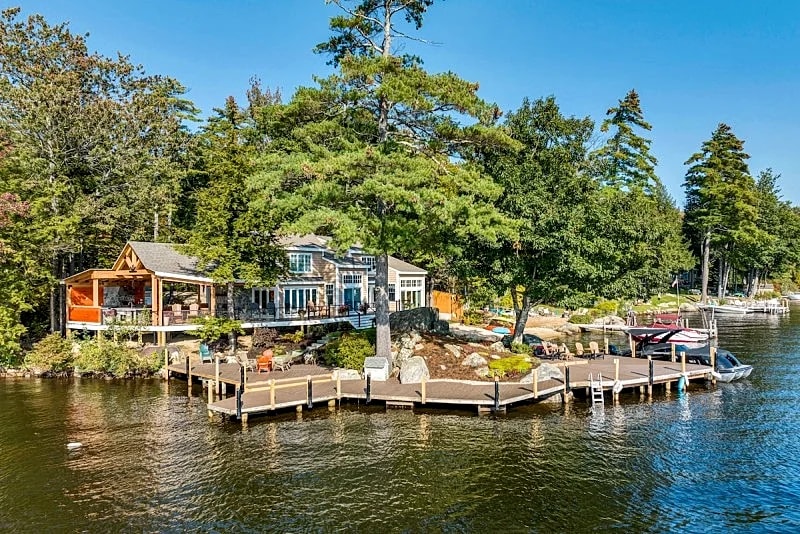 Luxury Home with Sand Beach and Great Views plus a Guest House in Moultonborough, New Hampshire, United States — photo 3