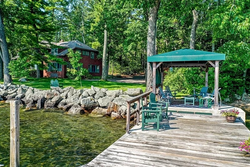 Old Time Family Lodge on Winnipesaukee With Gorgeous Sand Beach