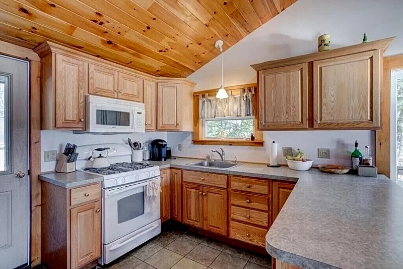 Pet Friendly Winnipesaukee Waterfront Home Sleeping for 8 in Moultonborough, New Hampshire, United States — photo 3