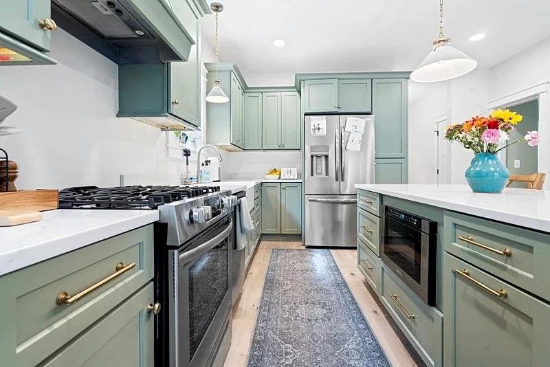 This New Home Is Directly Across From The Beach in Moultonborough, New Hampshire, United States — photo 4