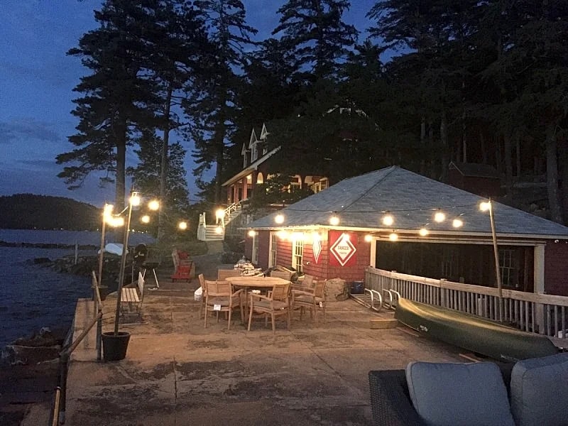 Lake Winnipesauke compound sleeps 22 in13 bedrooms stunning sunset views in Alton, New Hampshire, United States — photo 4