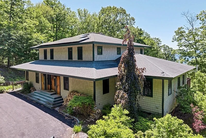 Welcome to your lakeside sanctuary at White Pine on Squam