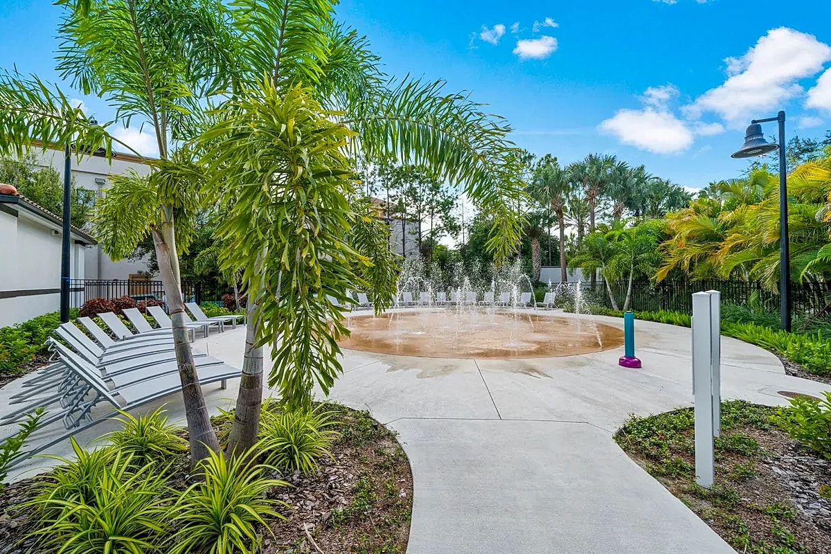Kings Palace at Vista Cay Resort, 4BR Orlando Stay in Orlando, Florida, United States — photo 4
