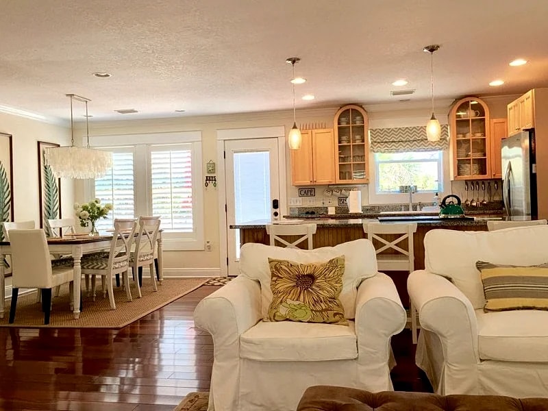 Cute And Cozy Beach House, Perfect for a Beach Getaway! in Pensacola, Florida, United States — photo 2